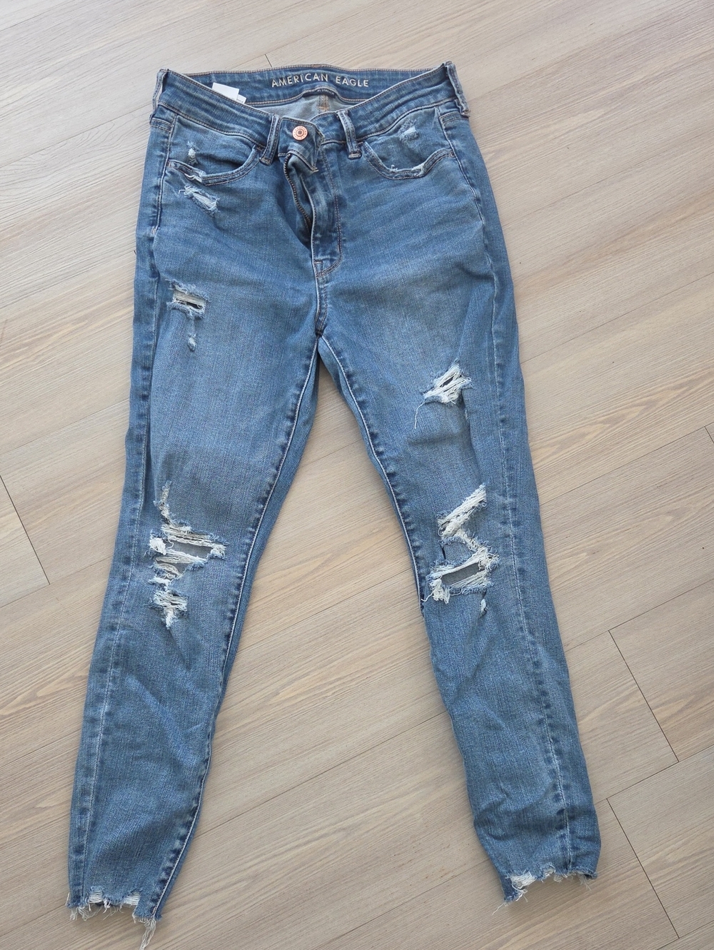 American Eagle Outfitters Distressed Light Blue Skinny Jeans